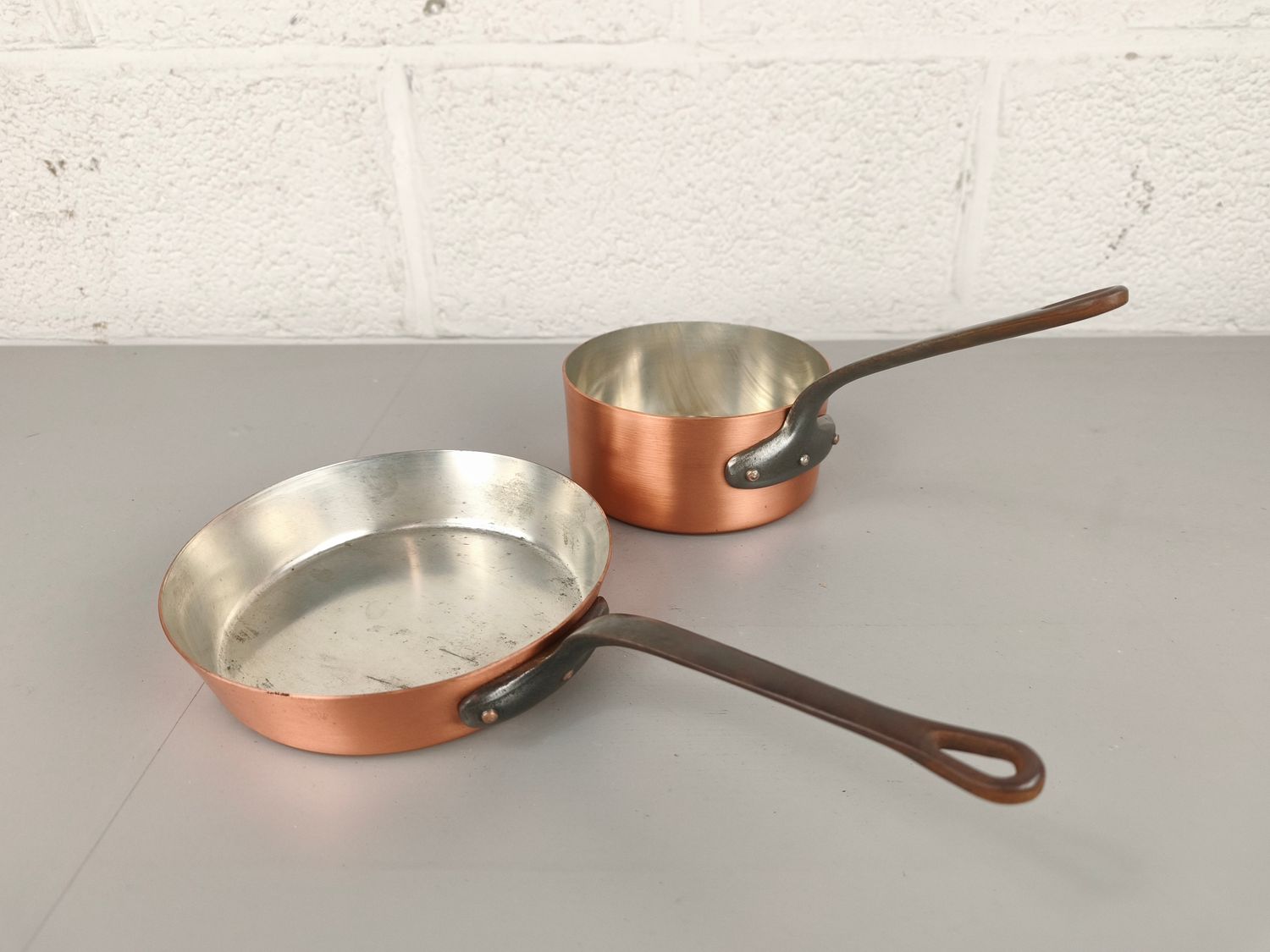 Pair of copper saucepans