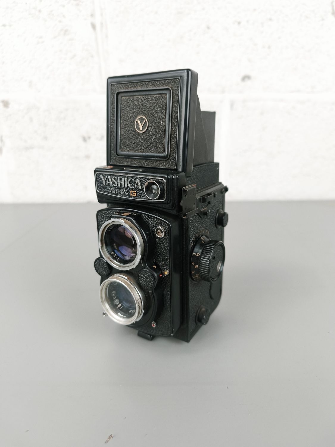 Yashica Mat-124G camera