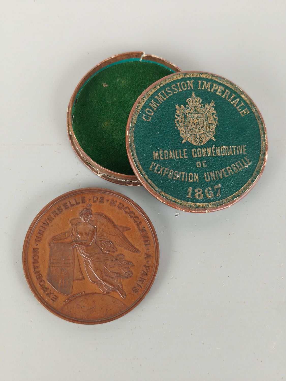 Bronze commemorative medal Expo 1867 Paris