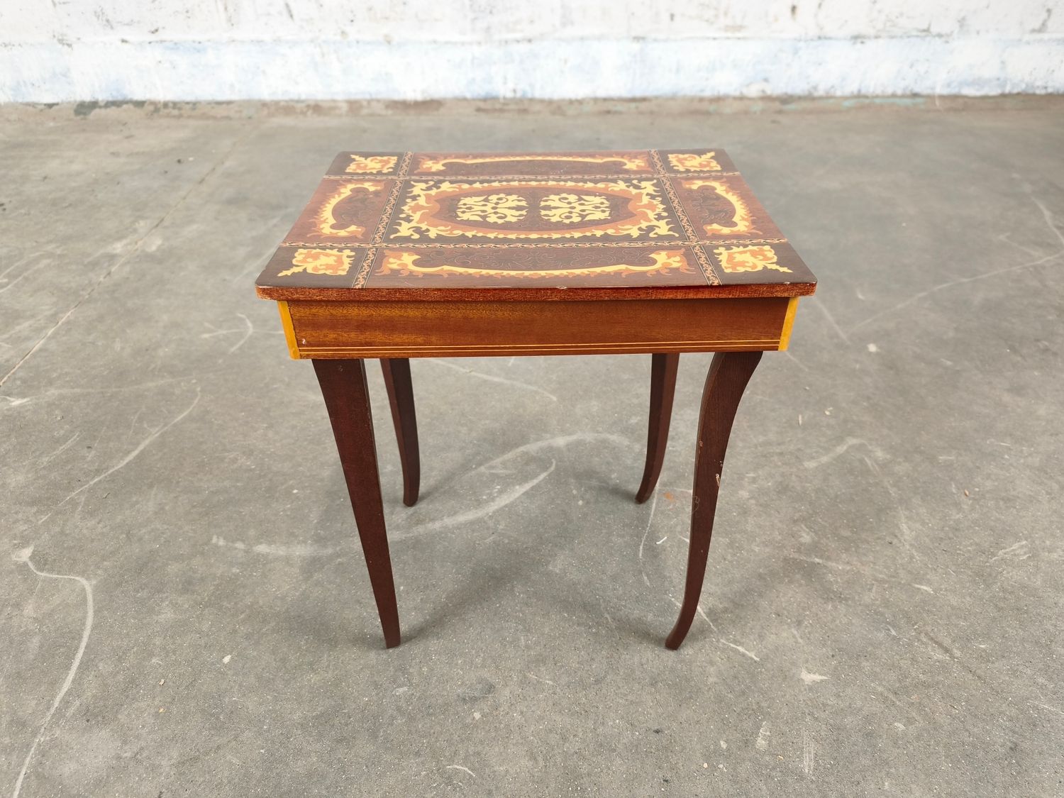 Vintage Italian music table