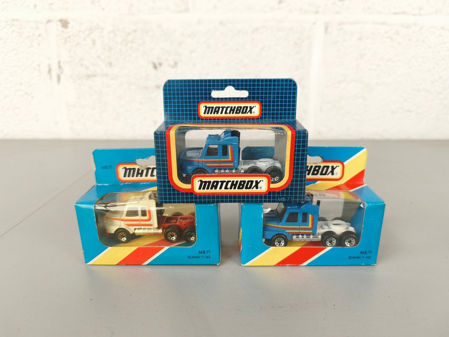3 Matchbox Scania trucks