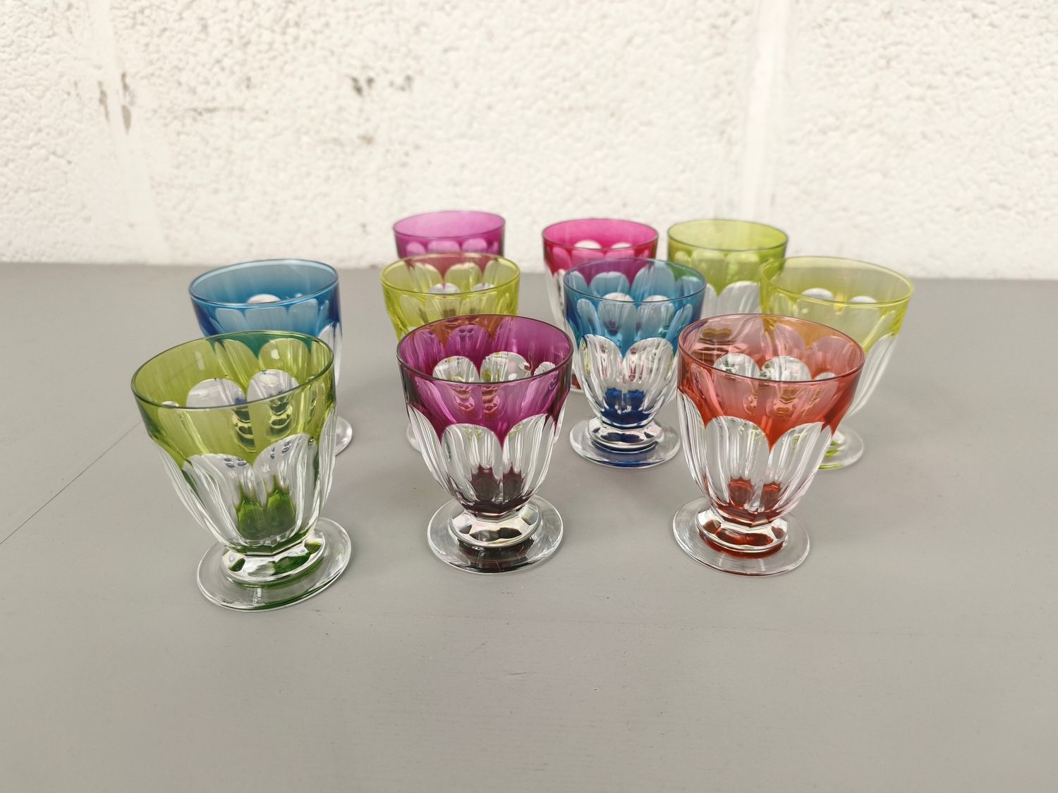 10 Colored crystal Val Saint Lambert glasses, model Gevaert