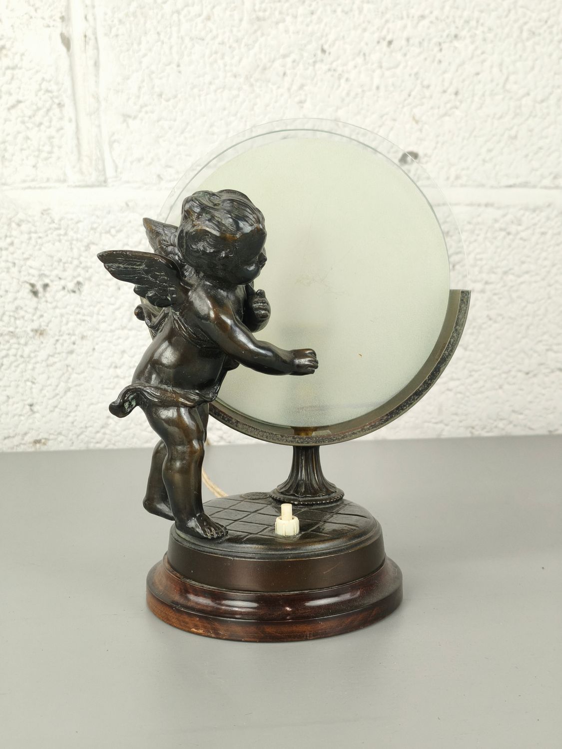 Art deco tablelamp