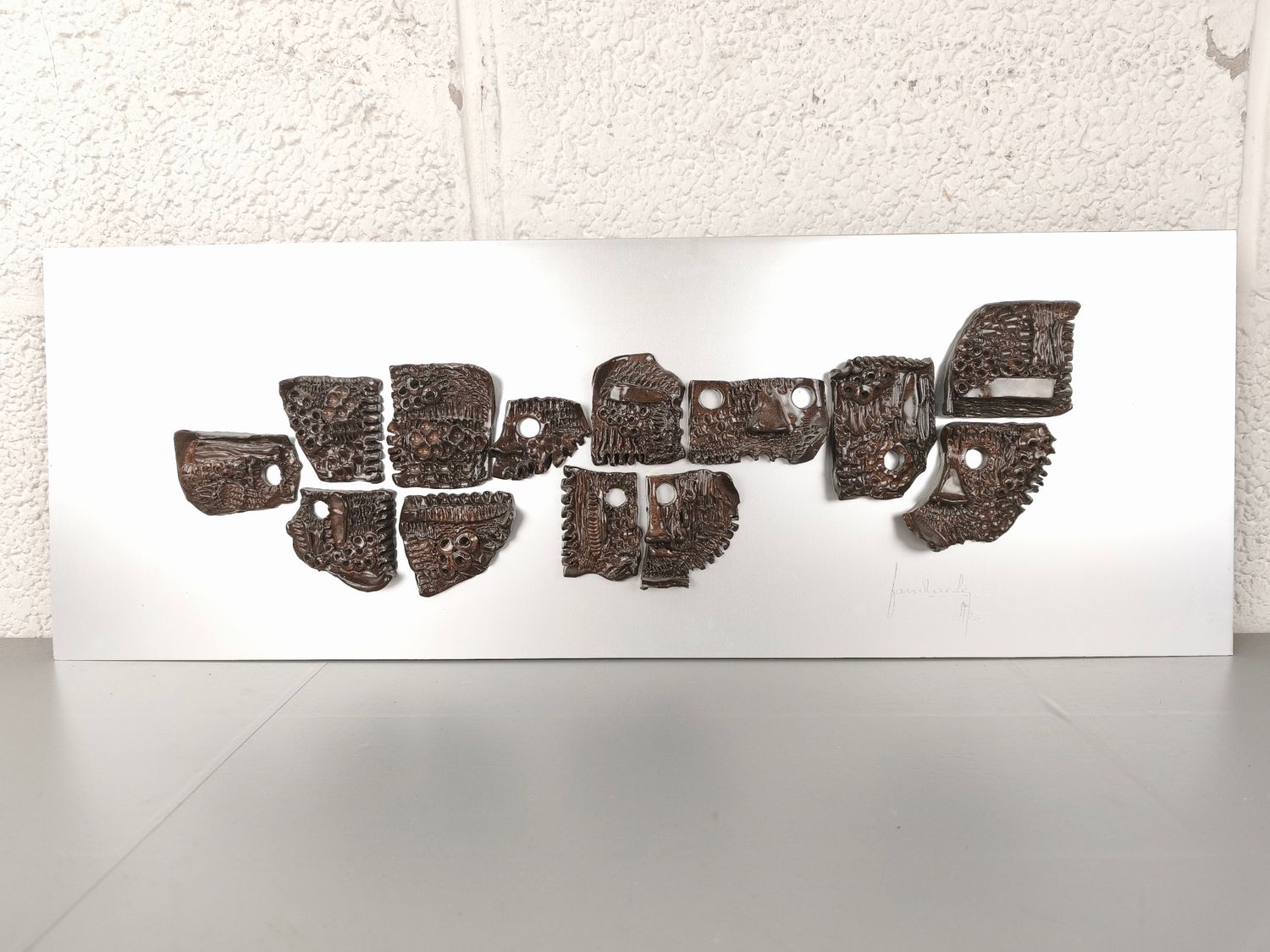 Ceramic wall decoration by Vandaele