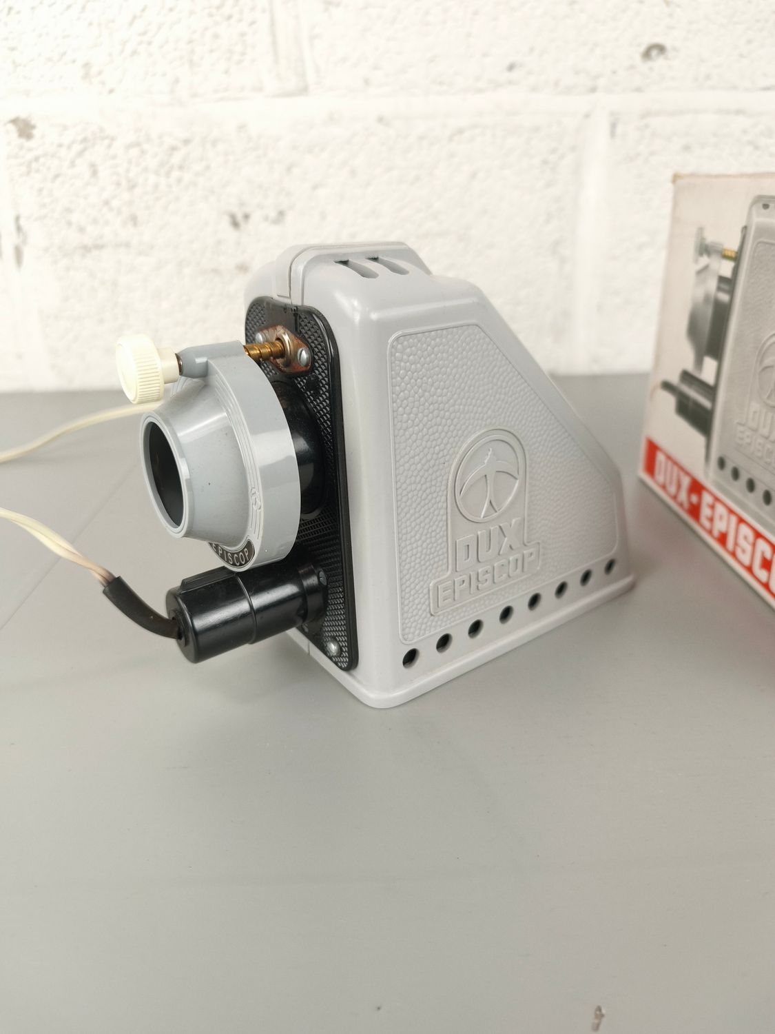 Dux-Episcop 49 projector