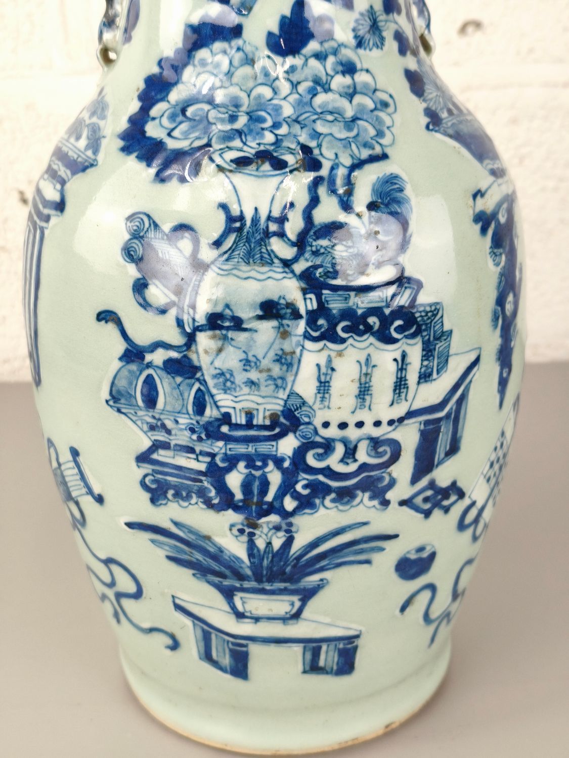Antique Chinese vase