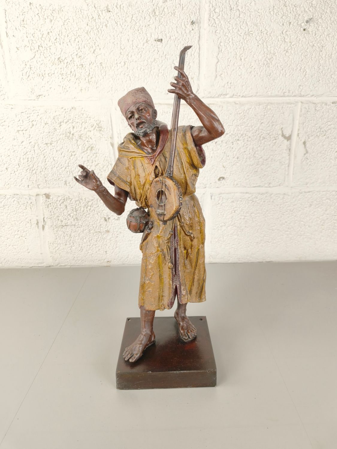 Zamak figure of a Bedouin
