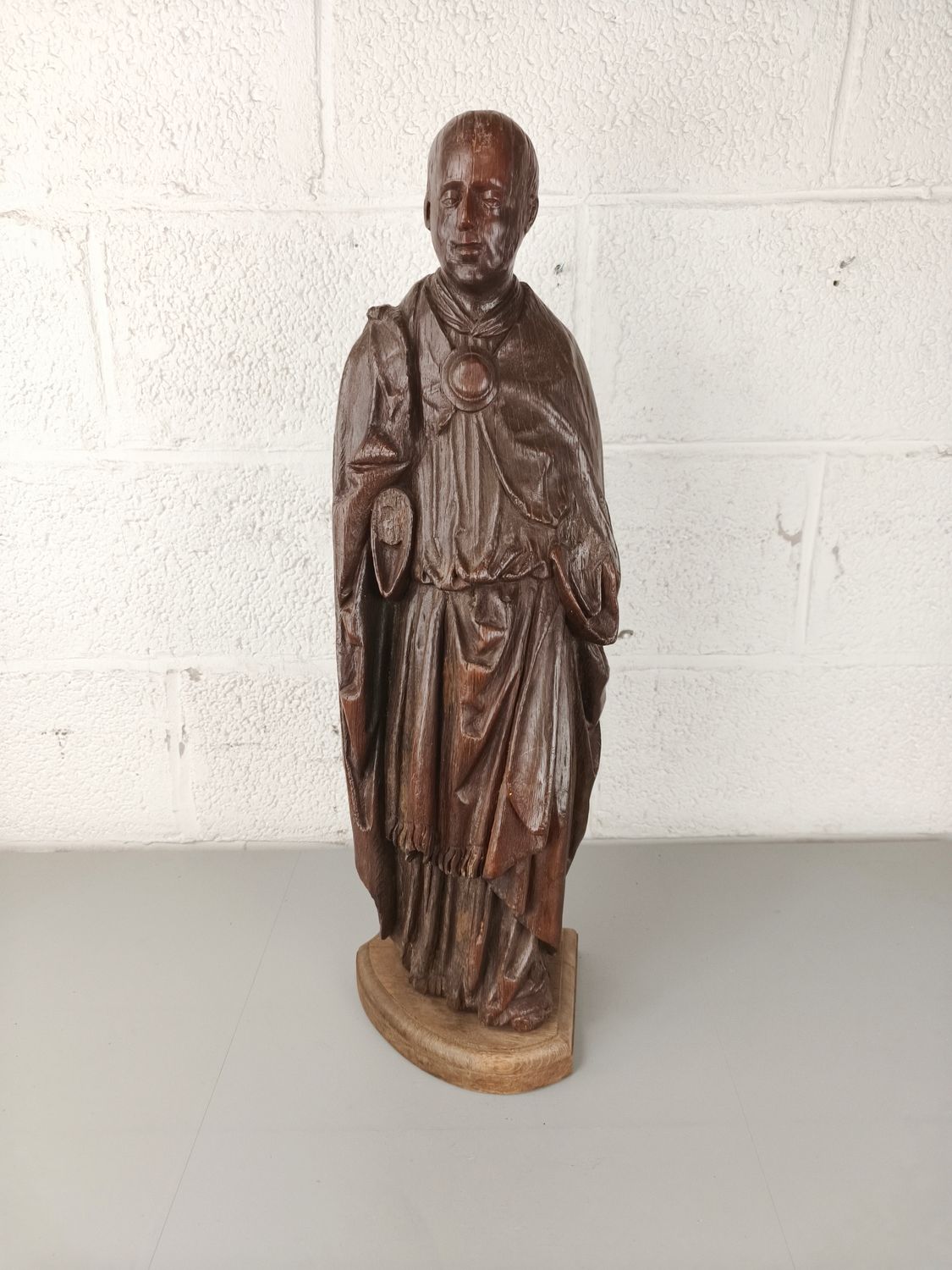 Large faux-bois sculpture