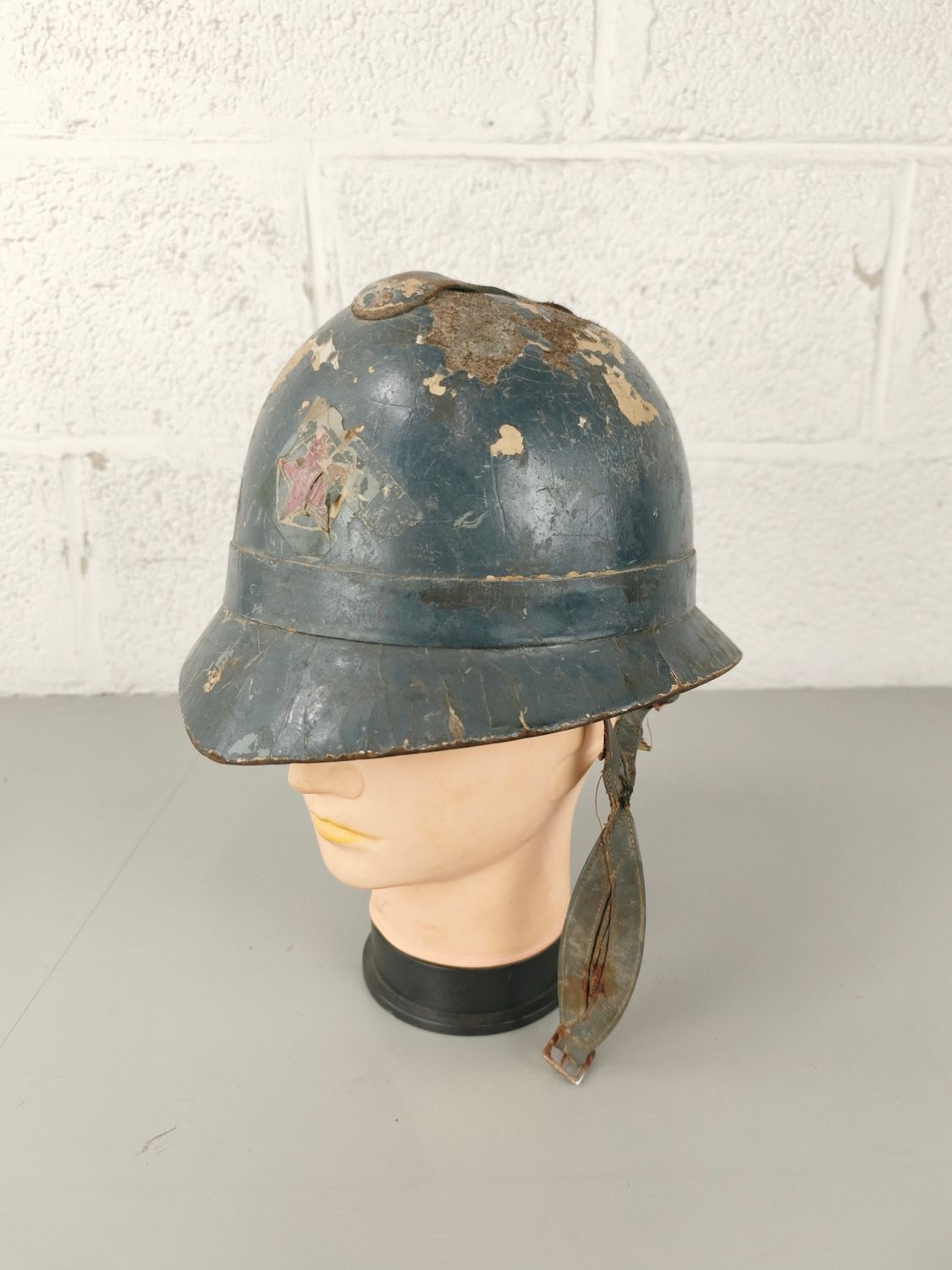 Yogoslavian police helmet