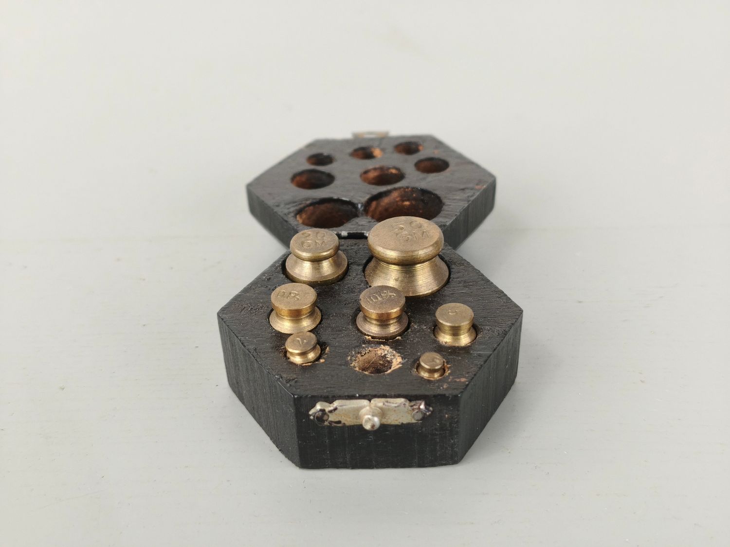 Set of weights