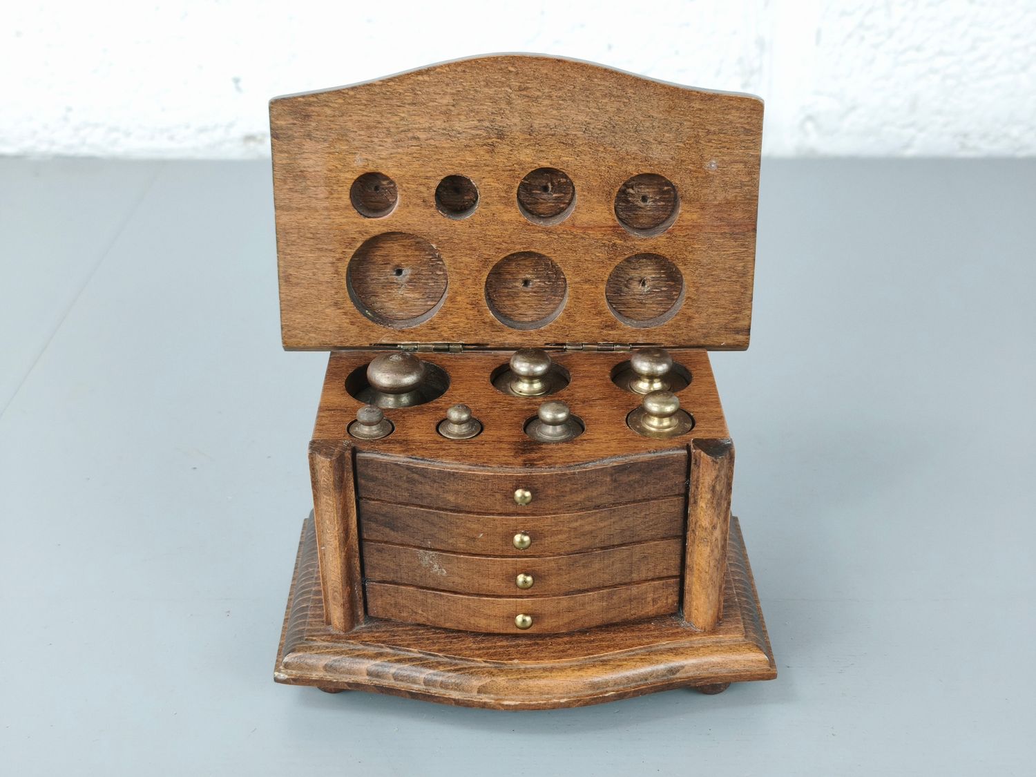 Set of weights