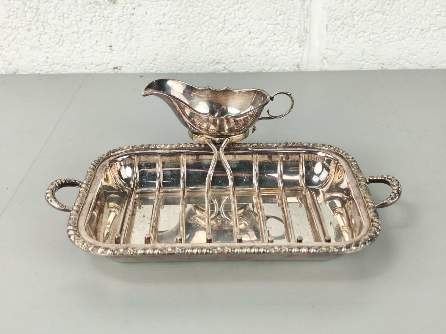 Silver-plated asparagus dish