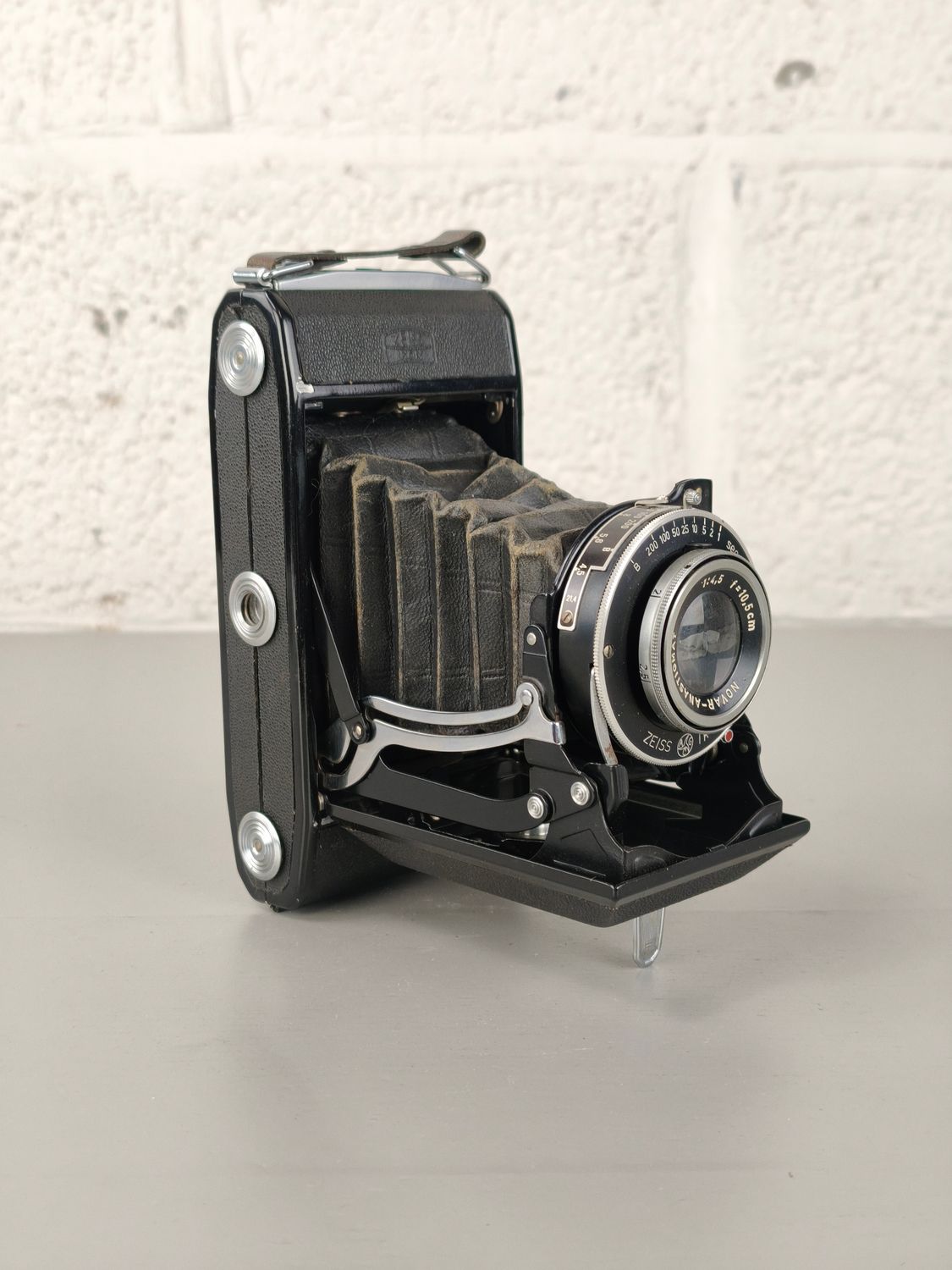 Zeiss Ikon Ikonta 521/2 camera