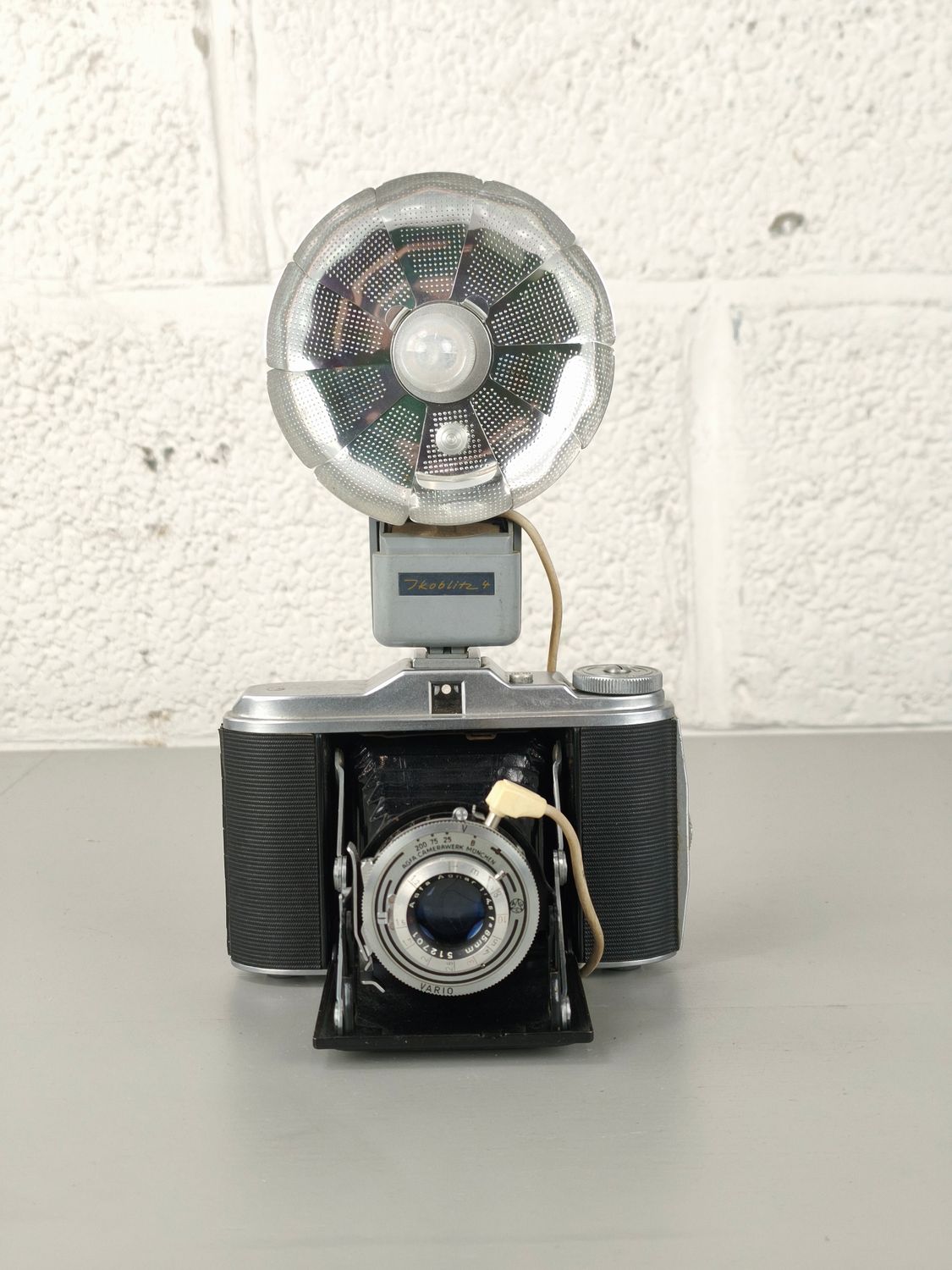 Agfa Isolette V camera