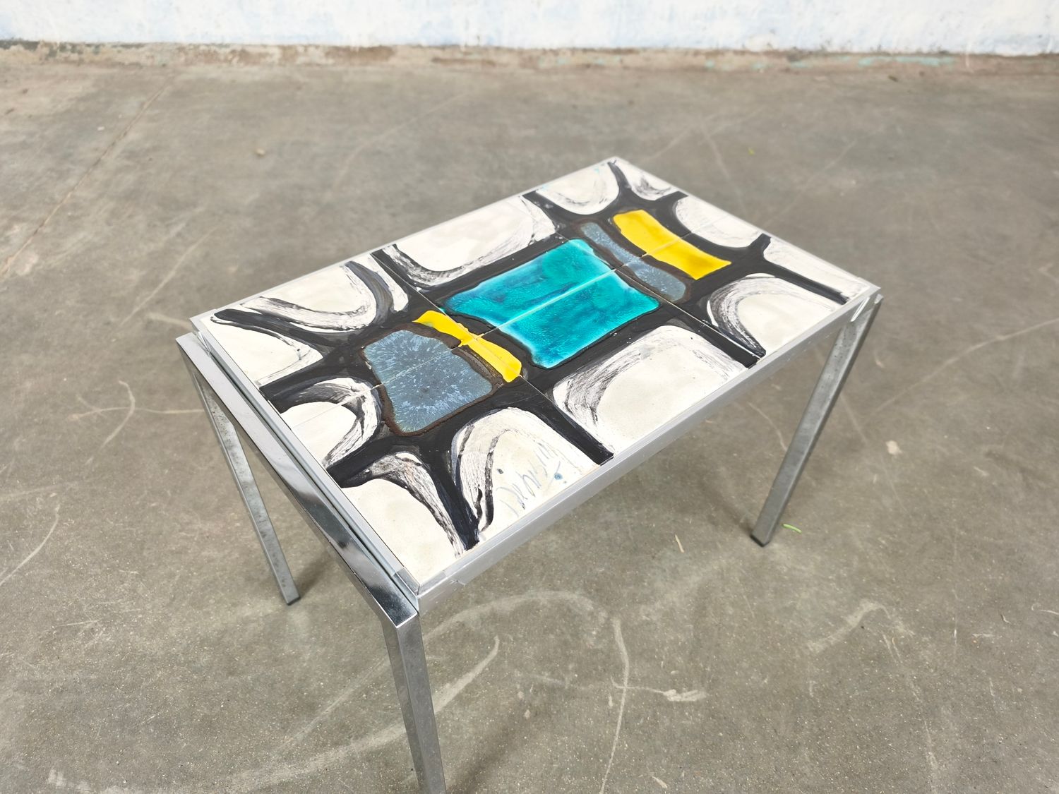 Vintage side table Denisco