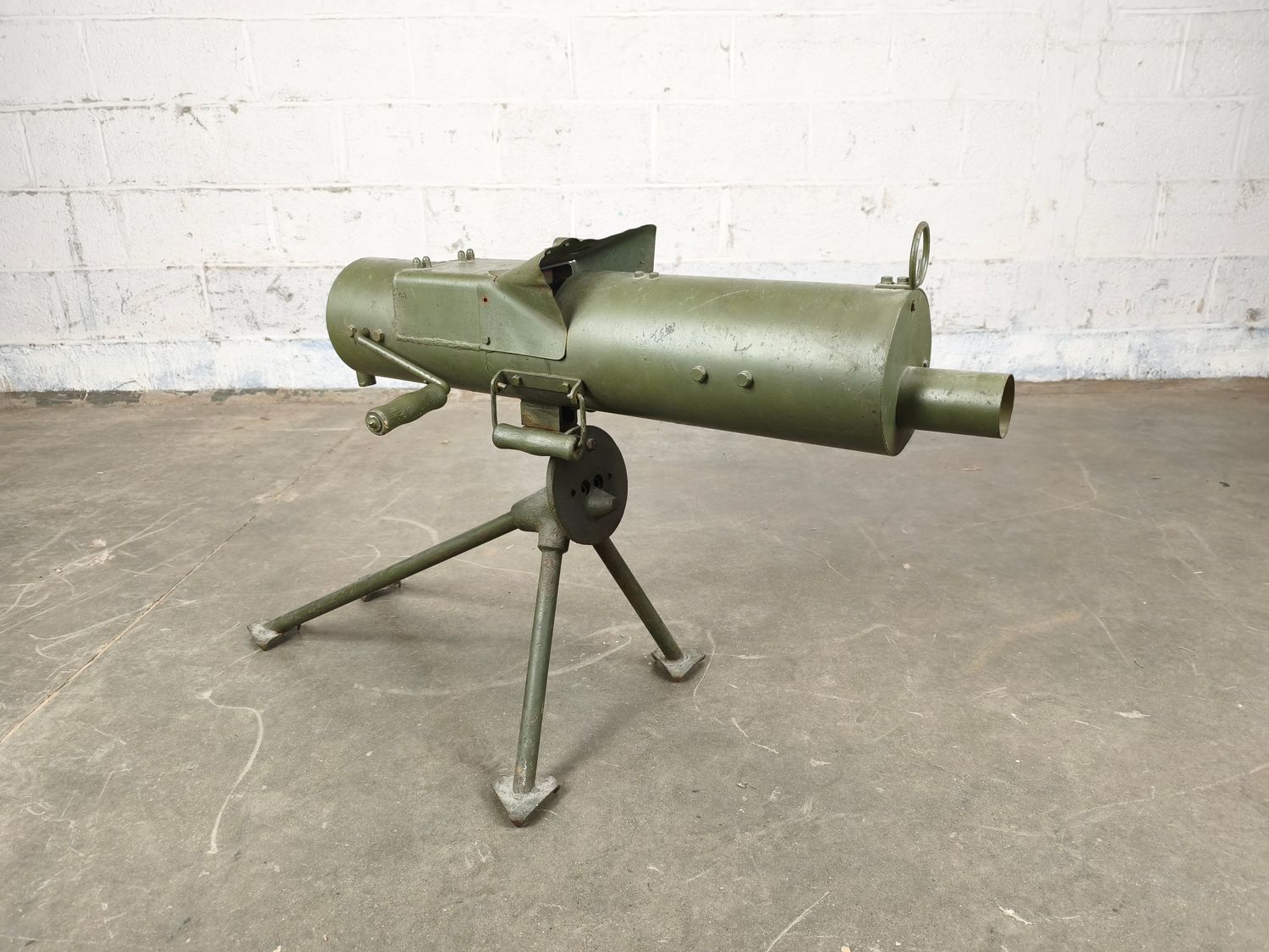 Training machine gun
