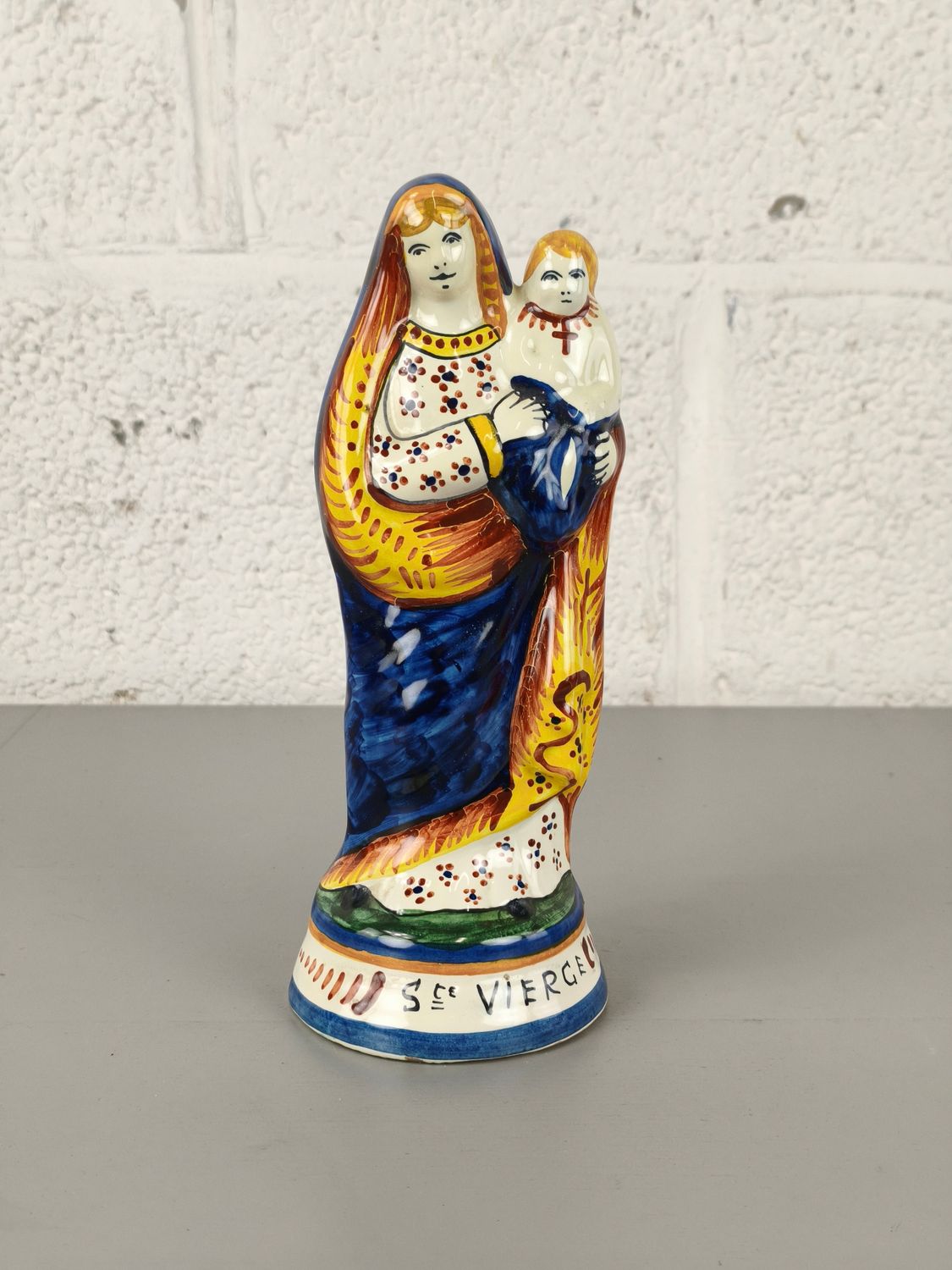 Antique statue of Mary and child Quimper