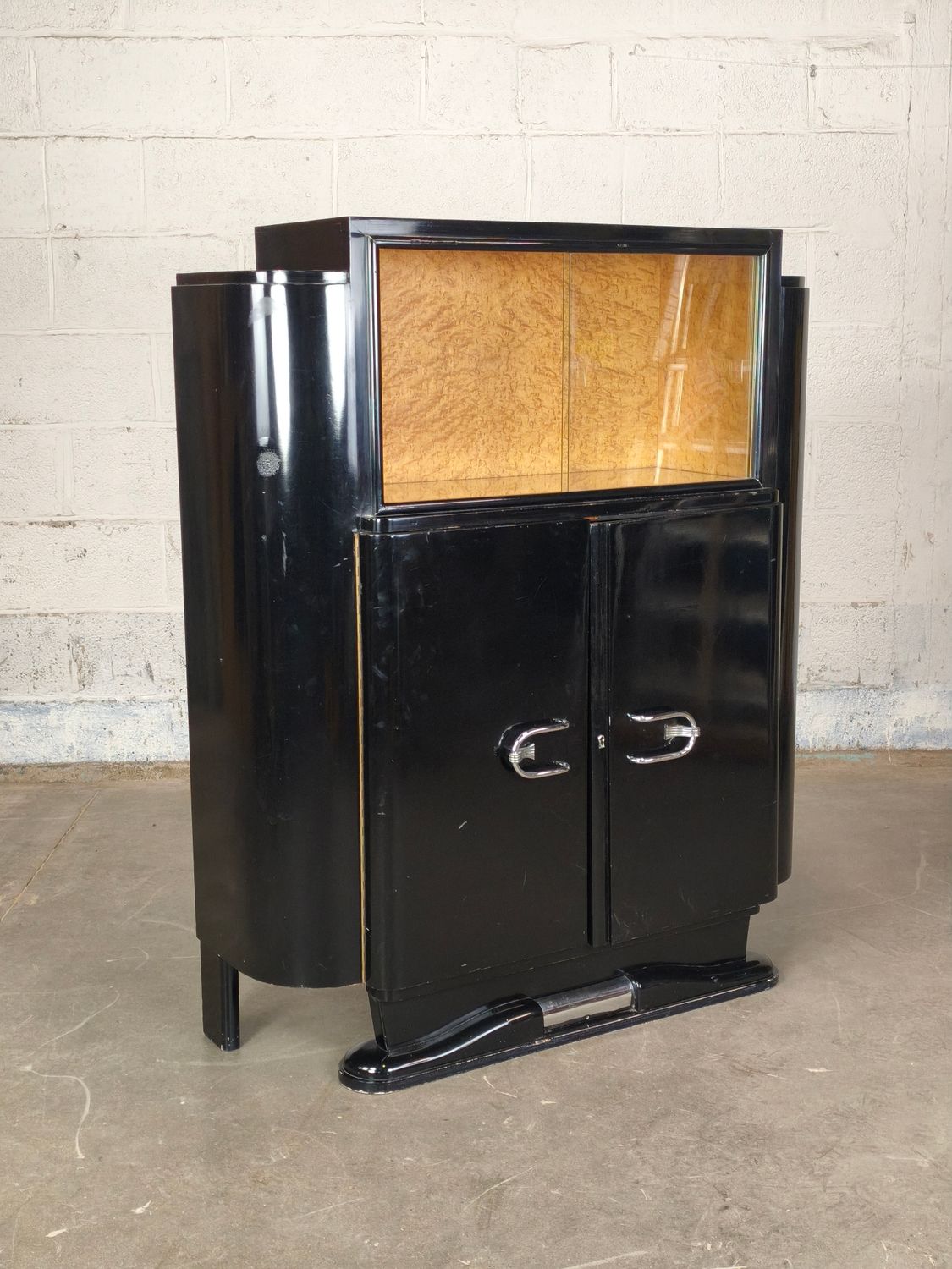 Art deco bar cabinet