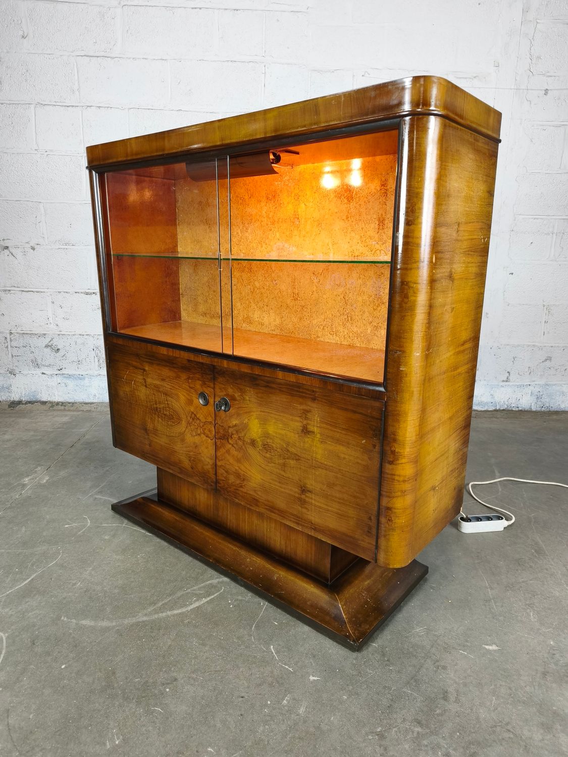 Art deco display cabinet