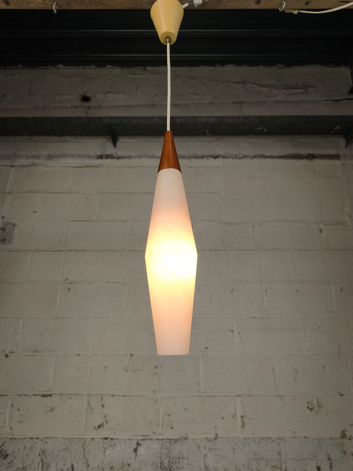 Vintage Raak B-1002 lamp