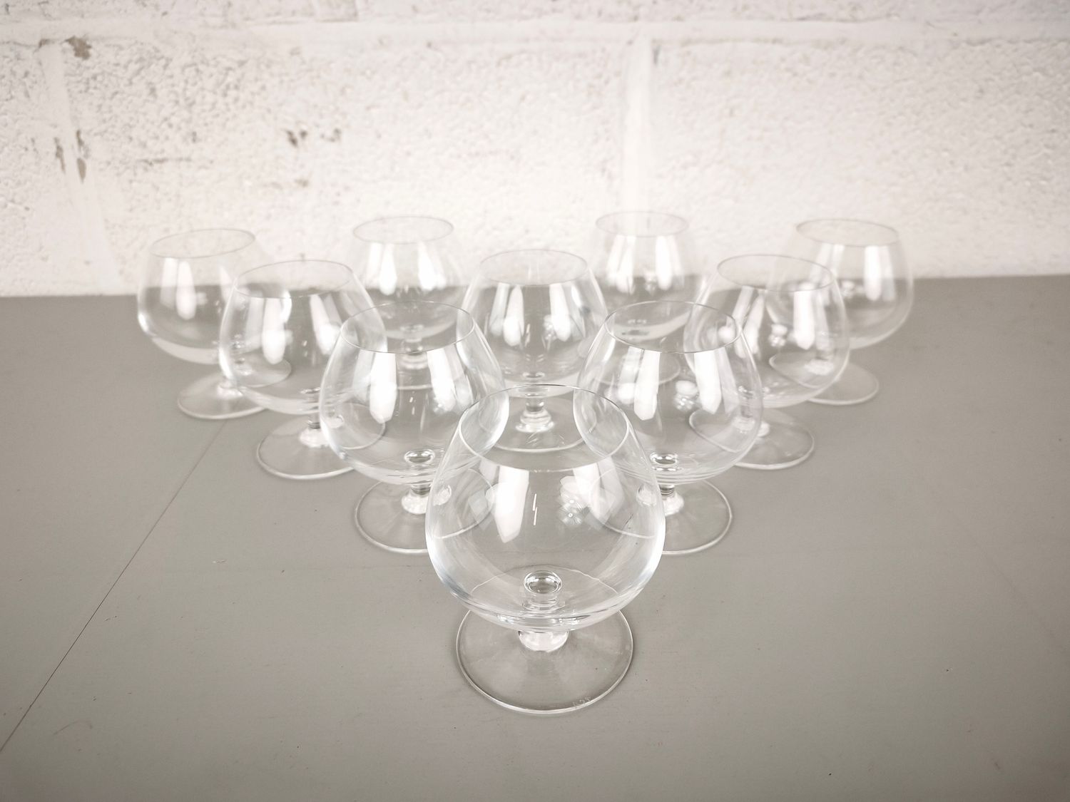 Set of 10 Val Saint Lambert cognac glasses