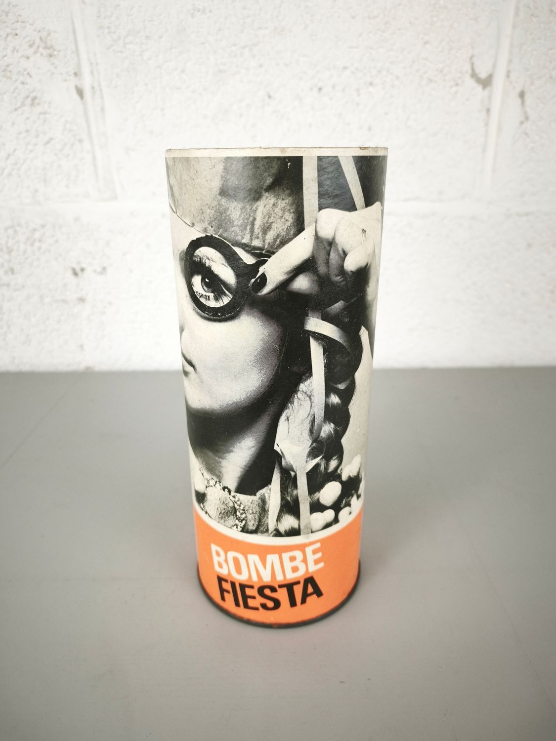 Vintage party bomb