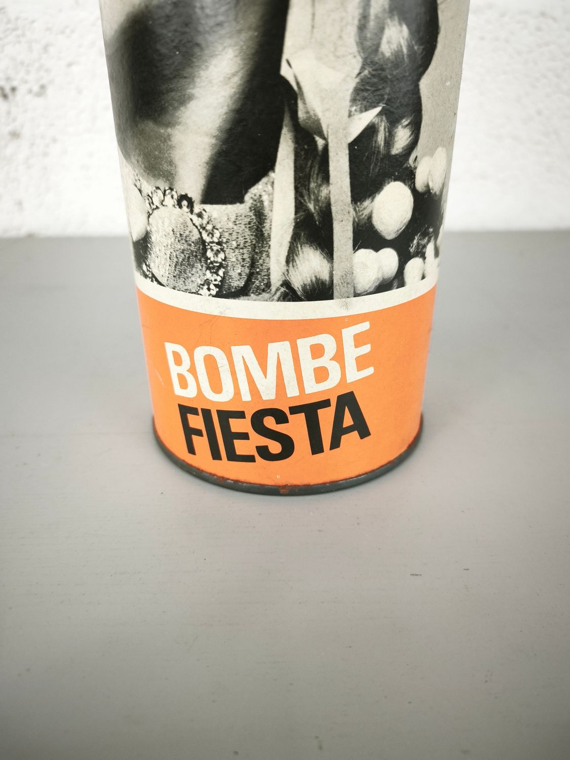 Vintage party bomb