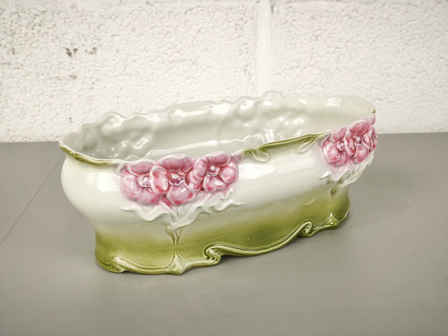 Art nouveau jardinière