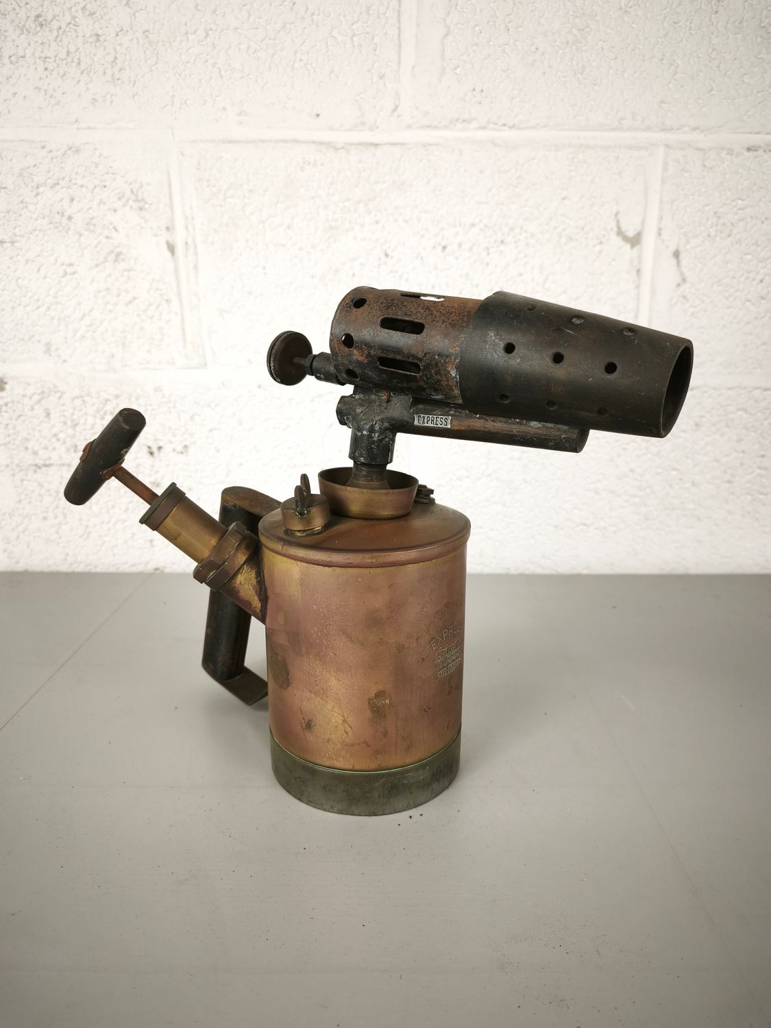 Large brass burner