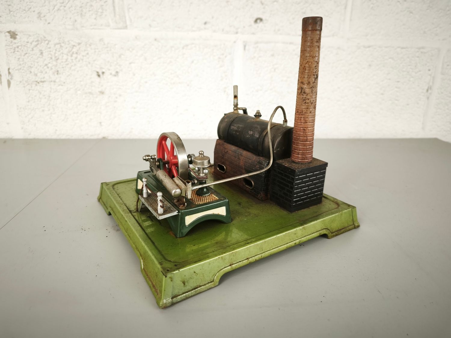 Vintage steam engine by fleischmann