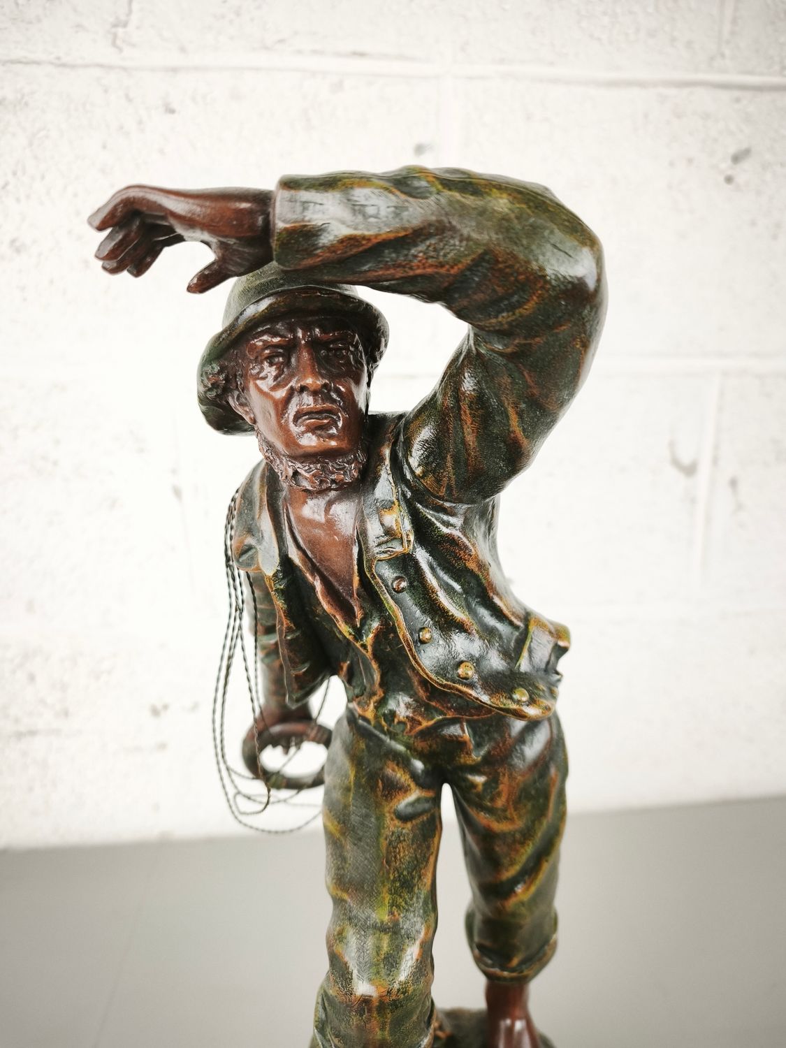 Zamak statue le seuveteur