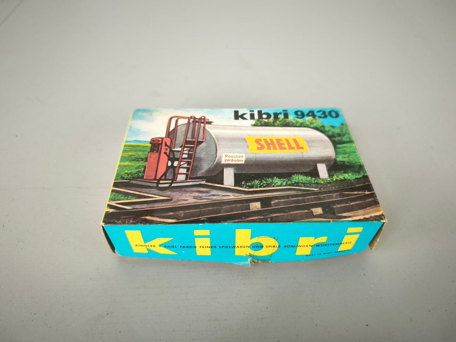 Kibri model kit