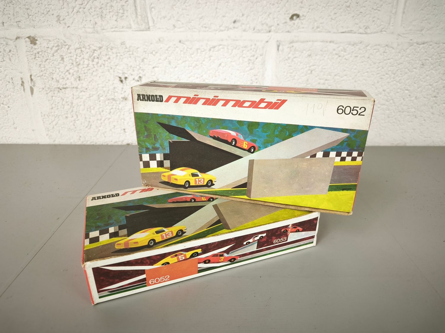 2 Arnold minimobil 6052 sets