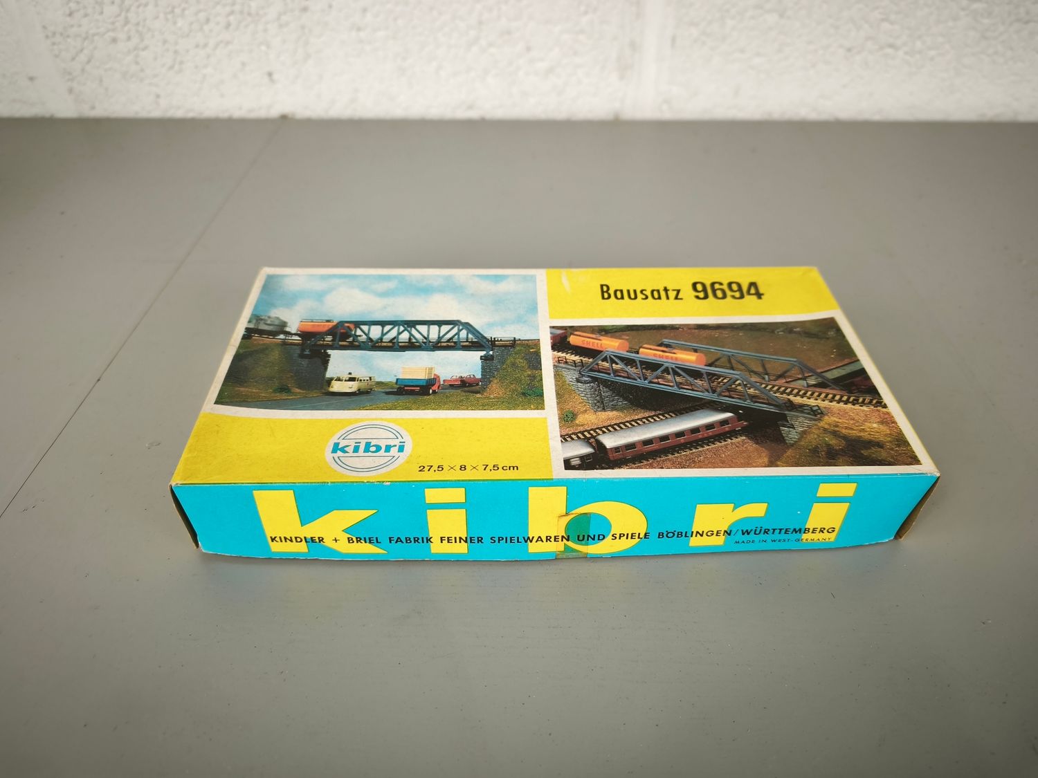 Kibri model kit