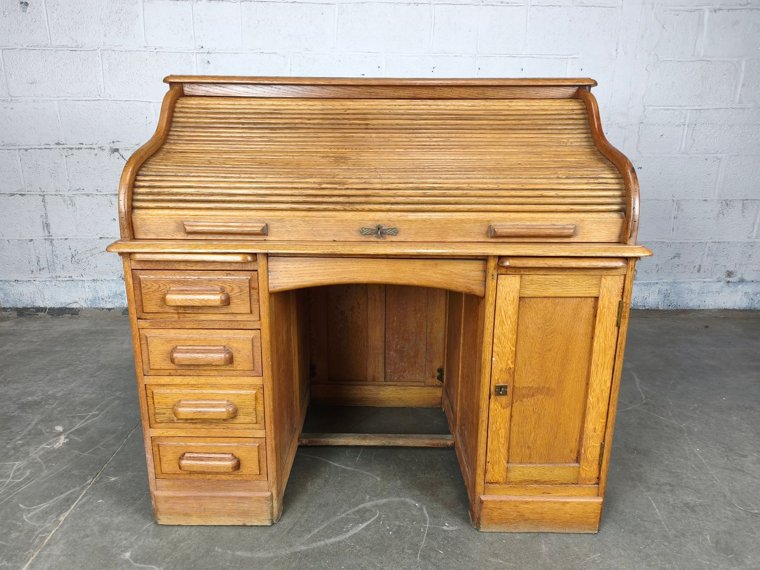 Oak wooden roll-top desk