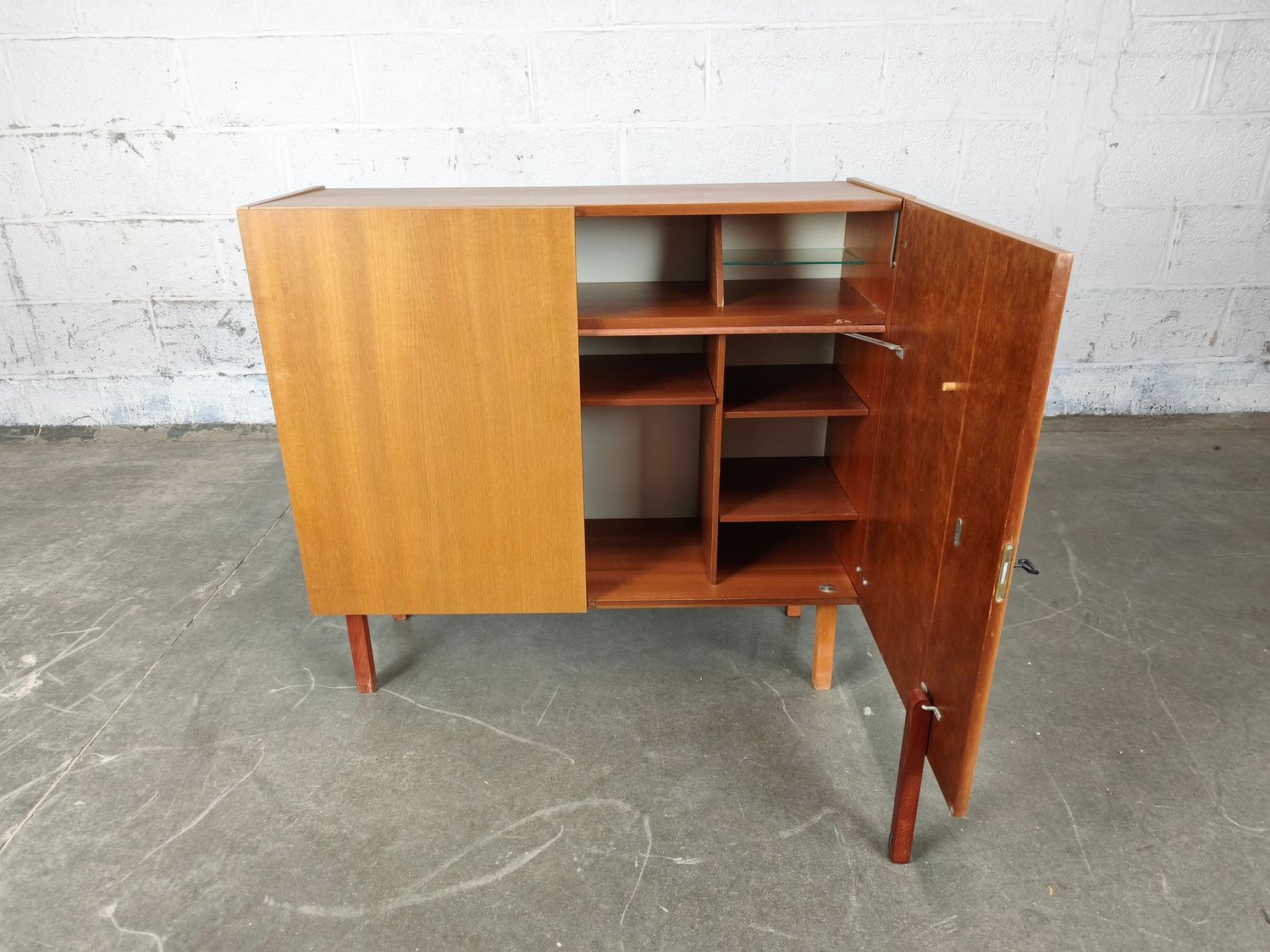 Vintage foldable desk