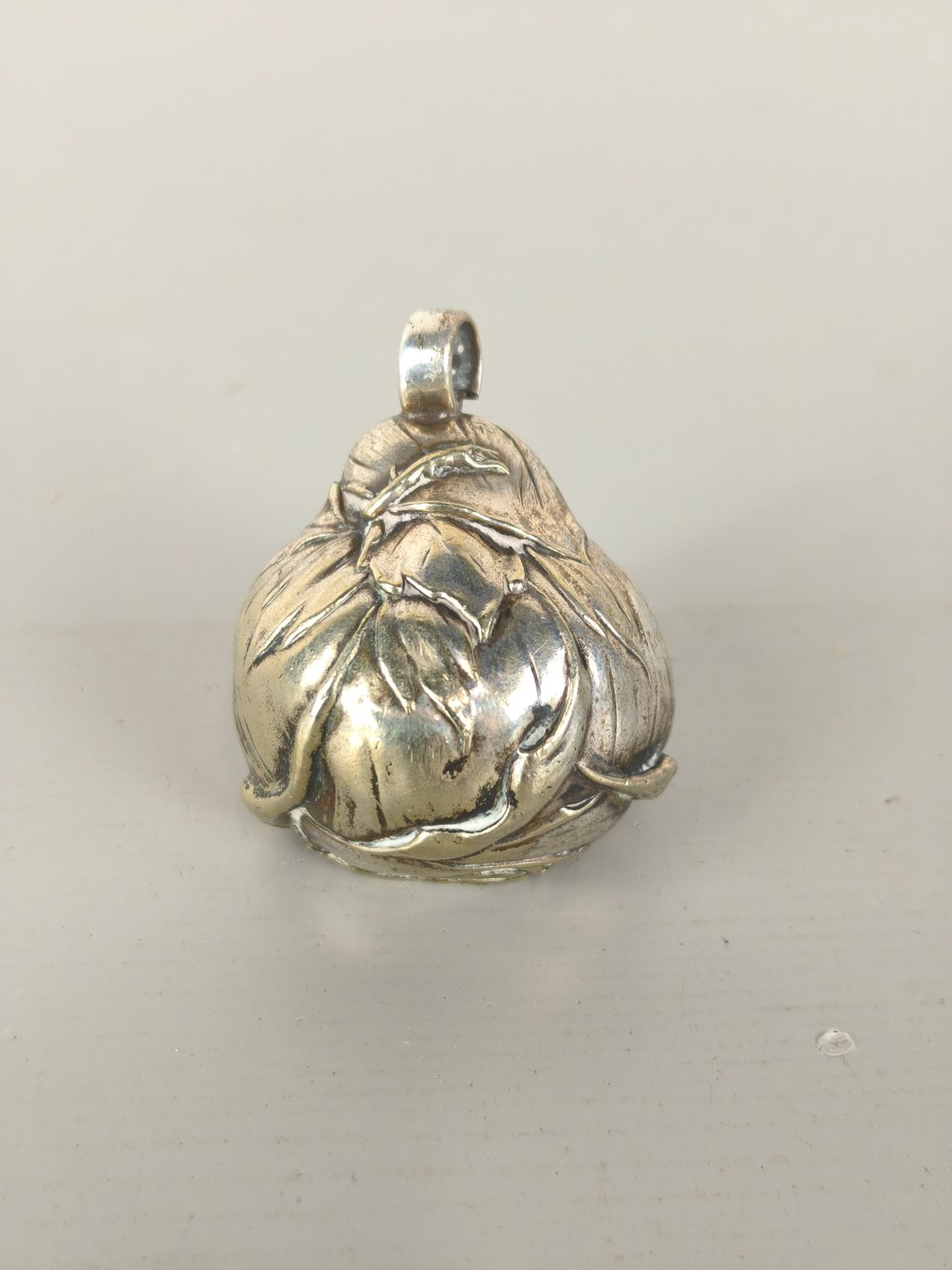 Silver rattle / bell