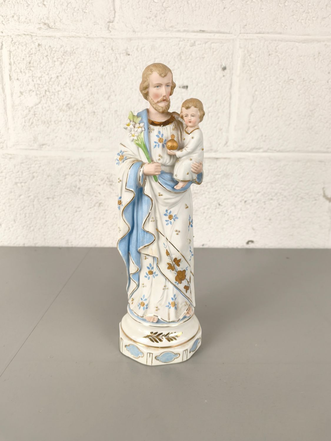 Biscuit statue of Joseph