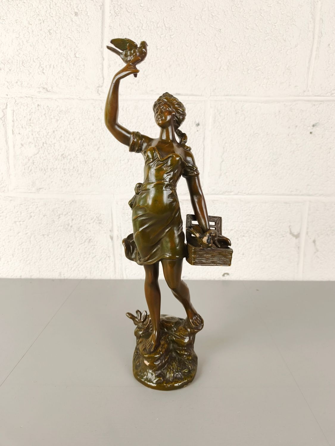 Bronze statue L. Guillemin