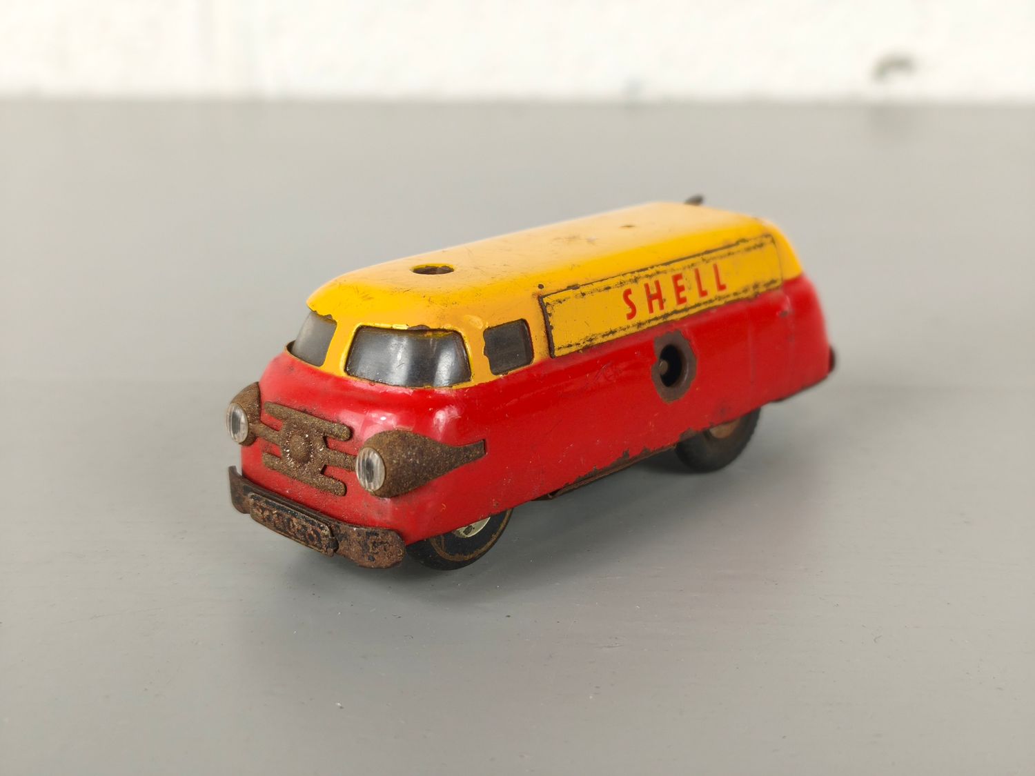 Schuco Varianto tin toy car