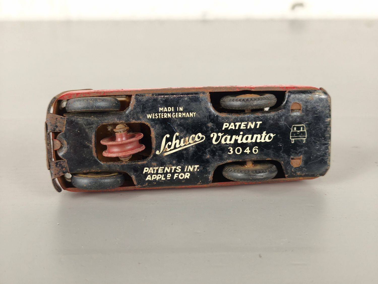 Schuco Varianto tin toy car