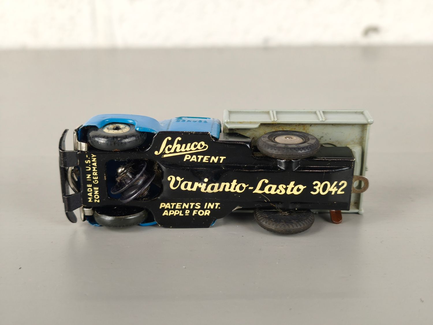 Schuco Varianto tin toy car