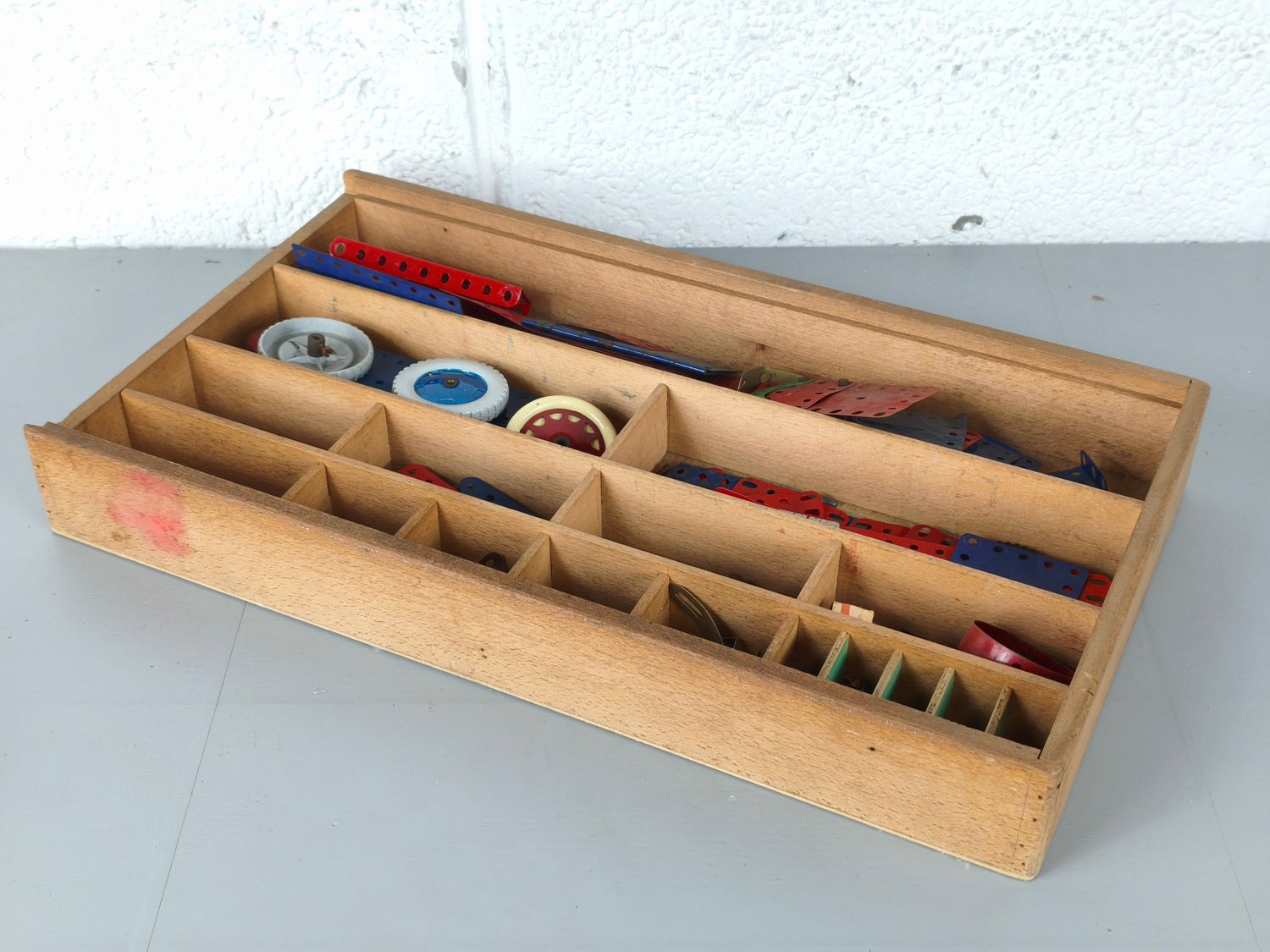Vintage Meccano parts