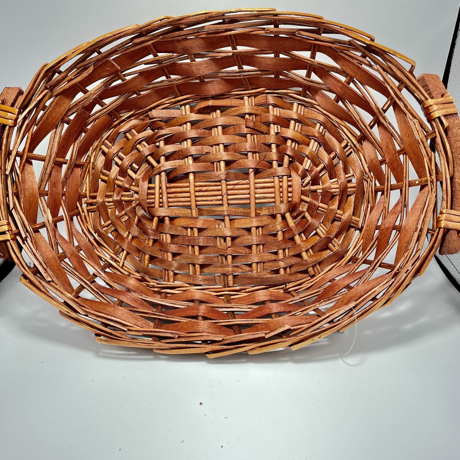 Willow Basket w/handles