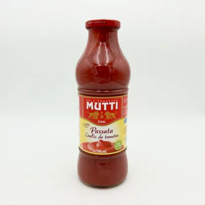Mutti - Passata Strained Tomatoes  680ml