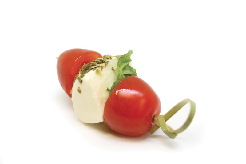 Tomate bocconcini, basilic, huile d&#39;olive