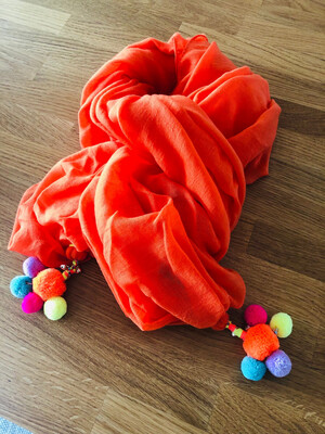Sjaal Oranje Pompon D