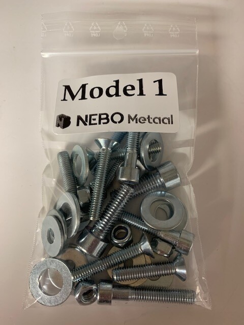 Spatbord Model 1 
Set bouten