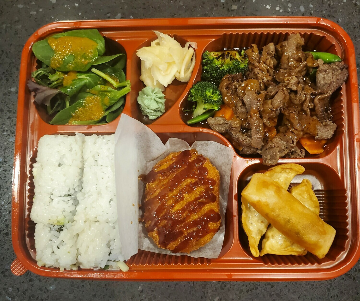 Roll Lunch Box (Beef)