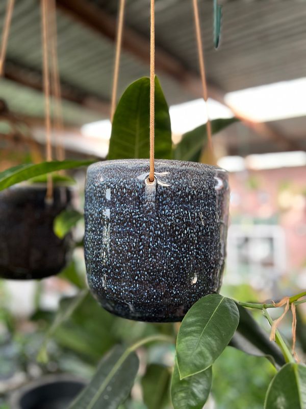 Hanging planter mottled blue shades